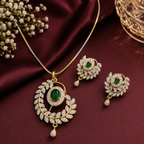 Green Stone Gold Tone Floral Pendant Necklace and Earrings Set