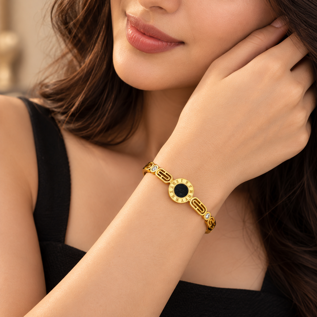 Roman Black Stone Gold Link Bracelet