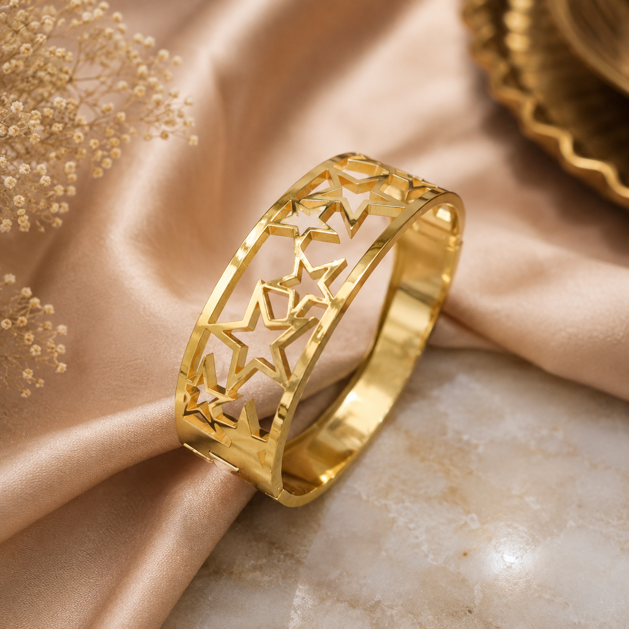 Star Cutout Gold Bangle