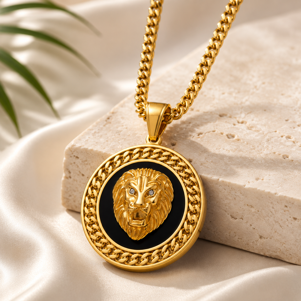 Lion Pendant Chain Gold