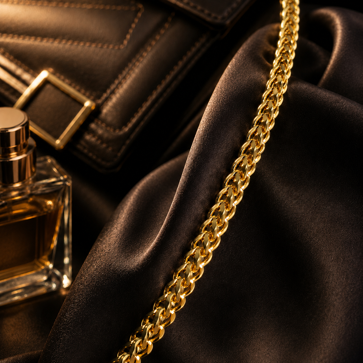 Golden Interlocking Chain