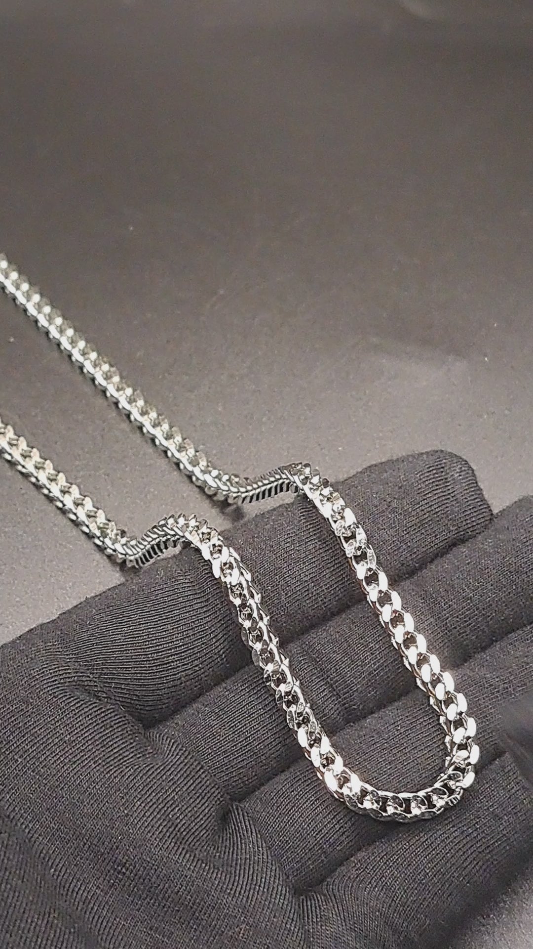 Silver Interlocking Chain