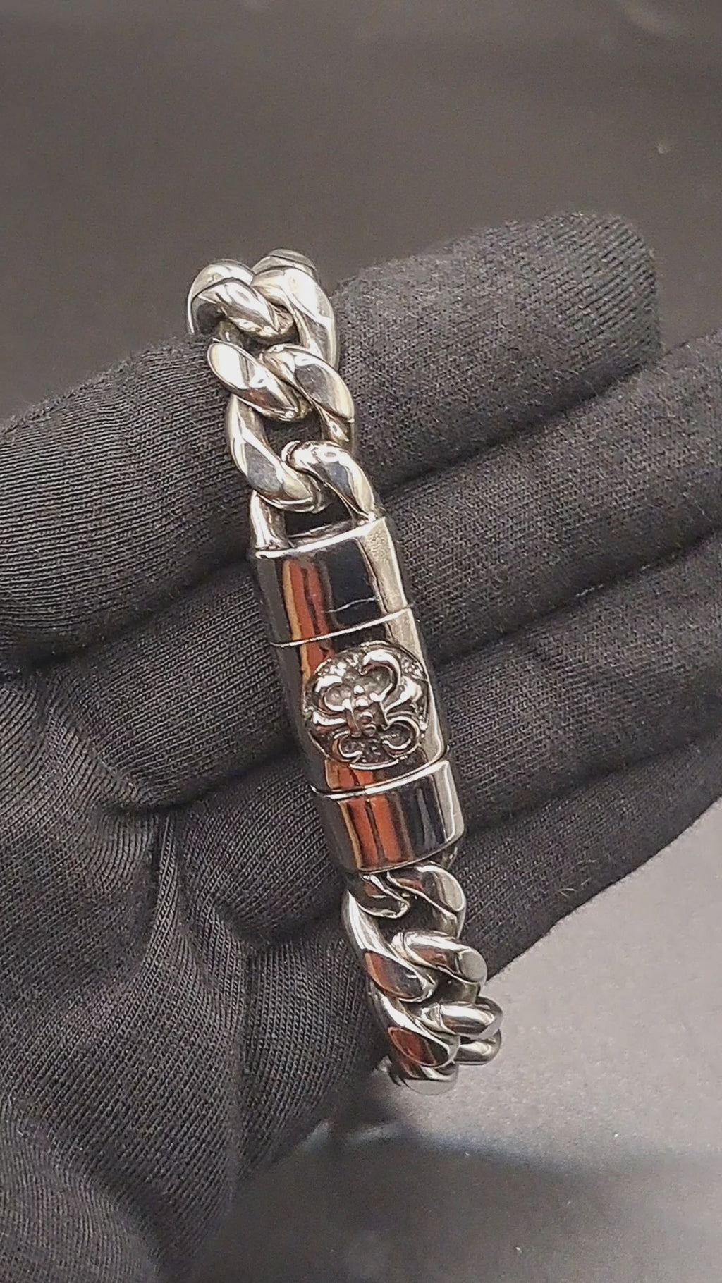 Shiny Cuban Link Bracelet Silver